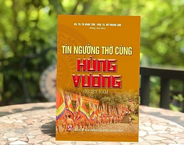 Sach hay: Tin nguong tho cung Hung Vuong o Viet Nam