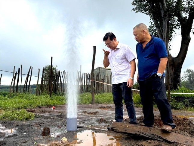 Hien tuong la sau dong dat o Kon Tum, chuyen gia ly giai