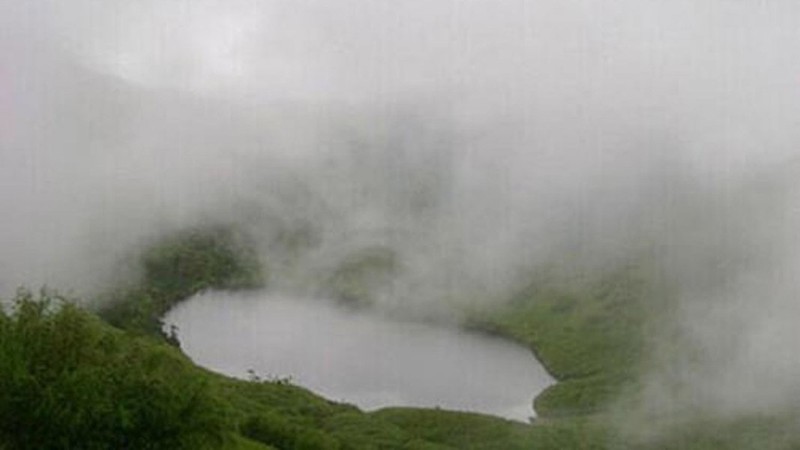 Ho duy nhat o Trung Quoc, chi het len la mua xoi xa-Hinh-3