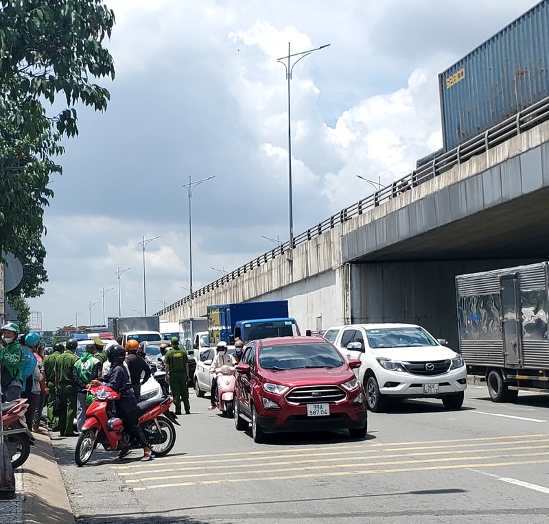 Dong Nai: Khong che doi tuong nguoi nuoc ngoai “nghi” danh trao tai san