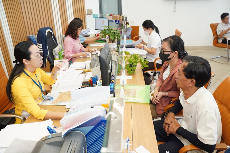 Chính phủ kiến nghị điều chỉnh tăng lương năm 2026 - Hình 2 Chinh phu kien nghi dieu chinh tang luong nam 2026-Hinh-2