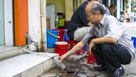 Xem canh nguoi dan Ha Noi hung nuoc... dieu hoa de dung-Hinh-4