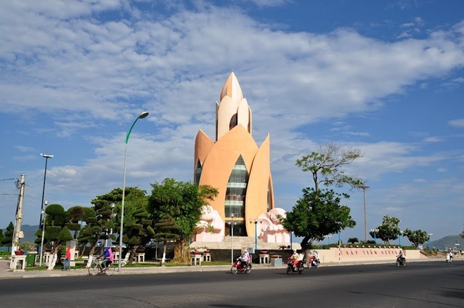 Ngam cac cong trinh bieu tuong cua cac thanh pho VN-Hinh-7