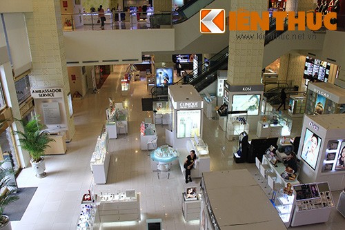 Canh diu hiu kho tin o loat TTTM Parkson Ha Noi, TP HCM-Hinh-4