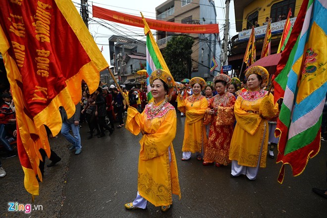 Tung bung le hoi ruoc phao khong lo lang Dong Ky