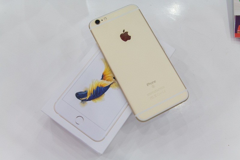 Bao iPhone 6S do bo, thi truong trong nuoc van im ang-Hinh-6