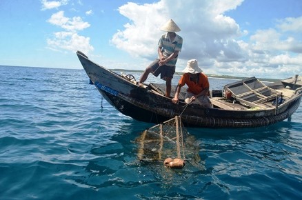 Nghe danh bat doc la hai ra tien cua ngu dan Viet-Hinh-6