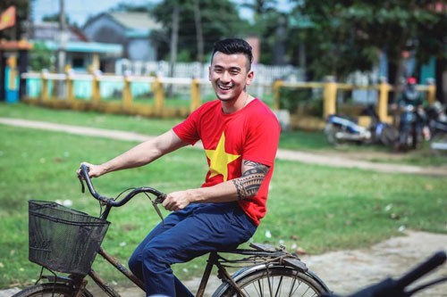 Dan thieu gia Viet giau co dep trai hut hon chi em