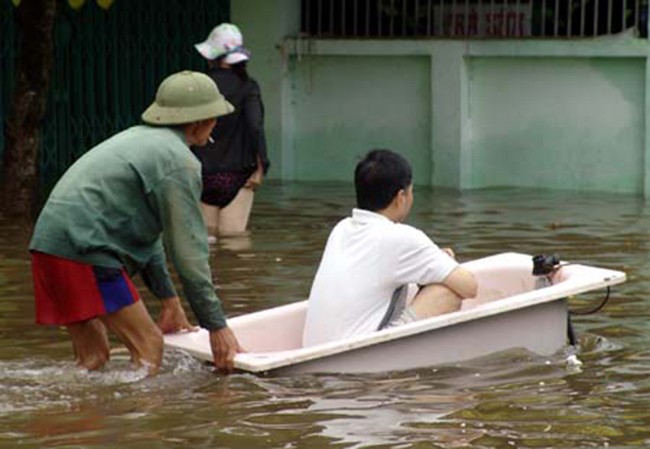 Thuong de cung phai cuoi voi loat anh hai giao thong Viet-Hinh-7