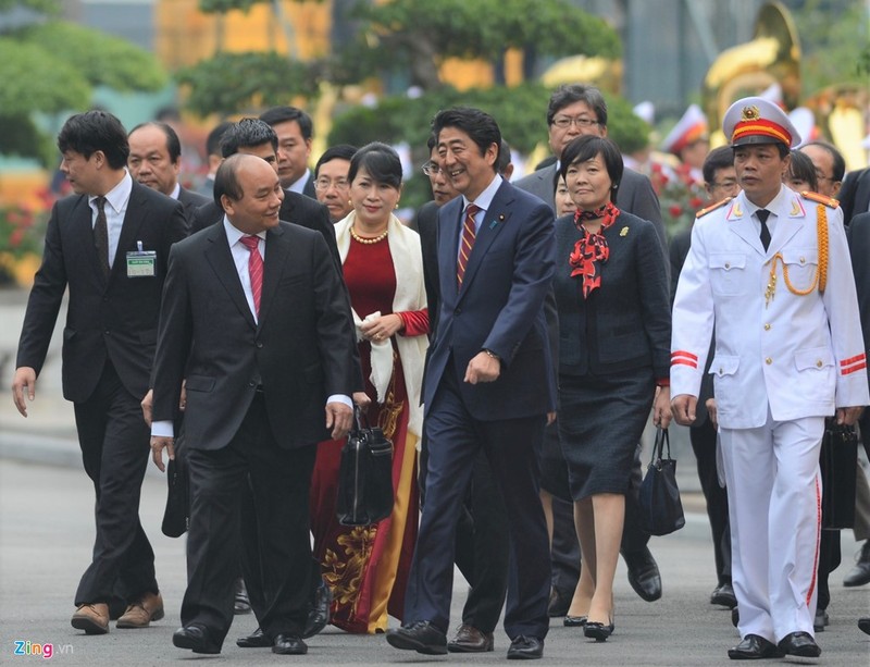 Anh: Le don Thu tuong Nhat Ban Shinzo Abe toi tham Viet Nam-Hinh-4