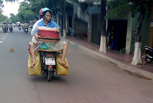 Anh hai: Nhung kieu di duong bat chap tat ca o Viet Nam-Hinh-13