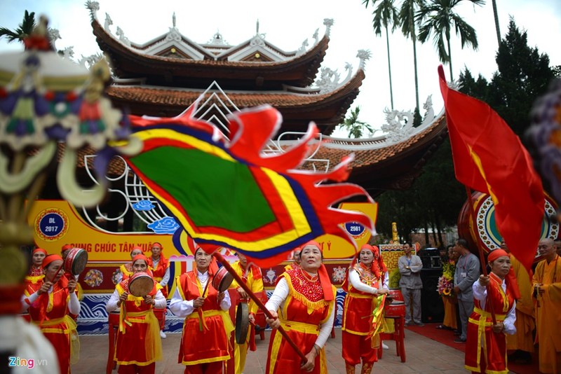 Anh: Nhung khoanh khac an tuong chua Huong ngay khai hoi-Hinh-11