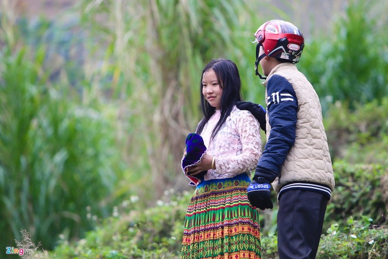 Can canh bat nguoi ve lam vo giua duong vang o Ha Giang-Hinh-15