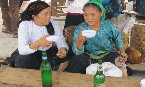 Ngac nhien nhung vung co nu “tien tuu” noi tieng Viet Nam