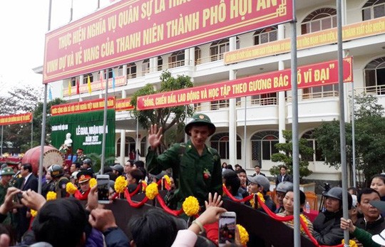 Hon 2.400 thanh nien Quang Ngai len duong nhap ngu-Hinh-6