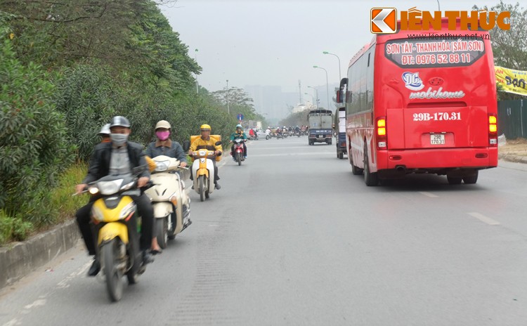 Anh: Nguoi dan danh cuoc mang song di tren dai lo nghin ty-Hinh-15