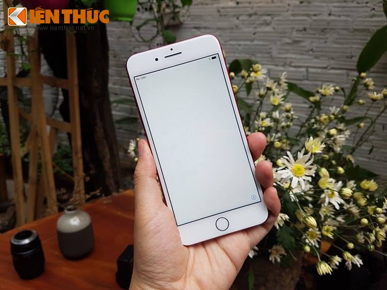 Hang “nong” iPhone 7 Plus do vua ve Ha Noi co gi doc?-Hinh-5