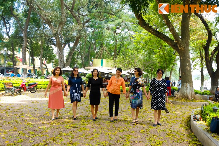 Anh: Lang man nhung con duong trai day la vang o Ha Noi-Hinh-10