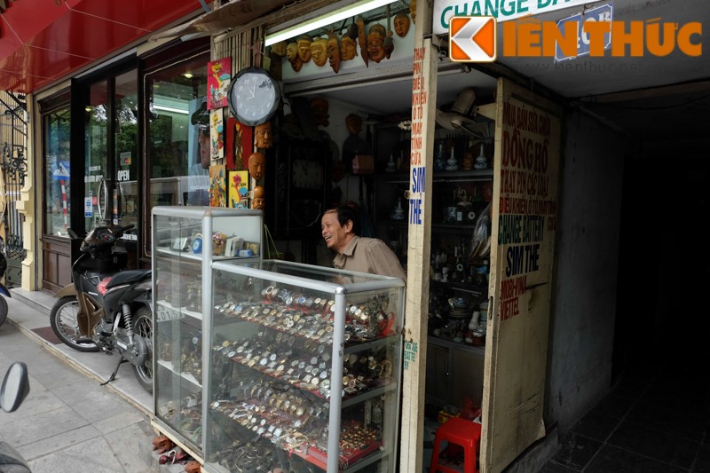 Nhung cua hang sieu nho &quot;hai ra tien&quot; o dat vang Ha Noi-Hinh-4