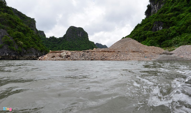 Anh: Dai cong truong xe nui ben vinh Ha Long-Hinh-6