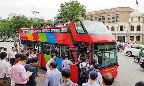 Lo ngai gi khi chay xe buyt 2 tang o Ha Noi?-Hinh-7