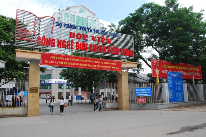 Ho so nhap hoc cua cac tan sinh vien Ha Noi co gi?-Hinh-2