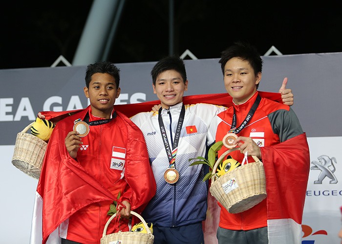 Kinh ngu 15 tuoi cua VN gay dia chan, pha ky luc SEA Games-Hinh-2