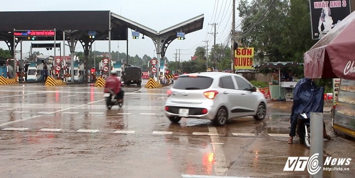 BOT Bien Hoa "tang hinh" tren quoc lo: Dan khong di cung mat tien-Hinh-2