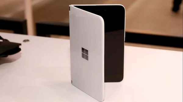 Ngam sieu pham smartphone man hinh kep cua Microsoft sap len ke-Hinh-7