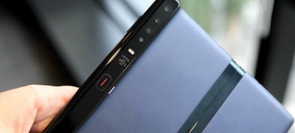 Huawei Mate X2 vuot troi 