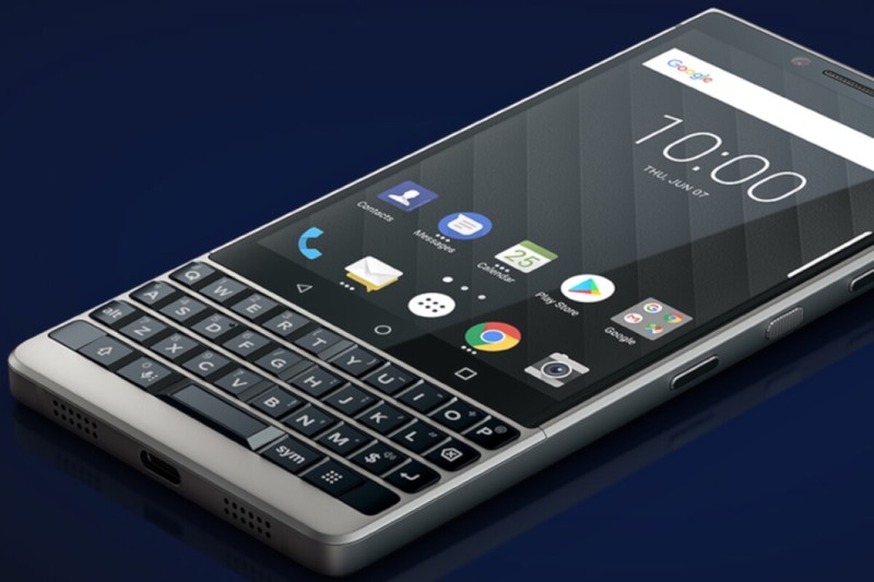 Smartphone 5G ban phim QWERTY gop cong “hoi sinh” BlackBerry-Hinh-7