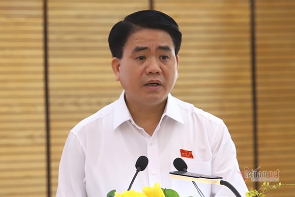 Tam dinh chi tu cach dai bieu HDND TP Ha Noi voi ong Nguyen Duc Chung