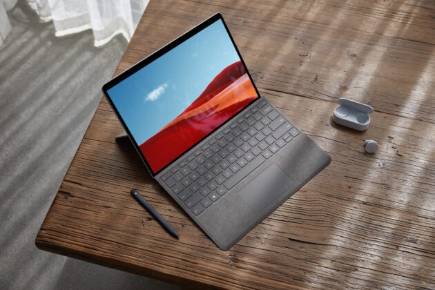 Dong laptop Windows Surface re nhat ra mat canh tranh Macbook Air-Hinh-11