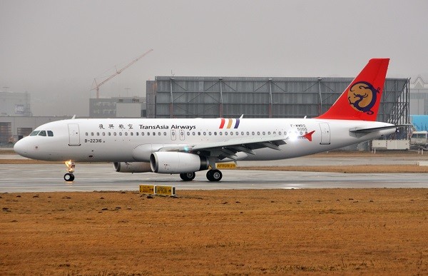 Dan may bay cua hang khong Dai Loan gap nan TransAsia Airways-Hinh-2