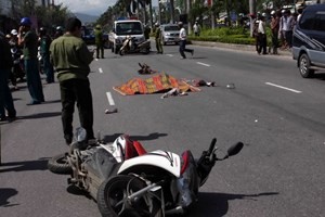 Ngay dau nghi Tet: 24 nguoi chet vi tai nan giao thong