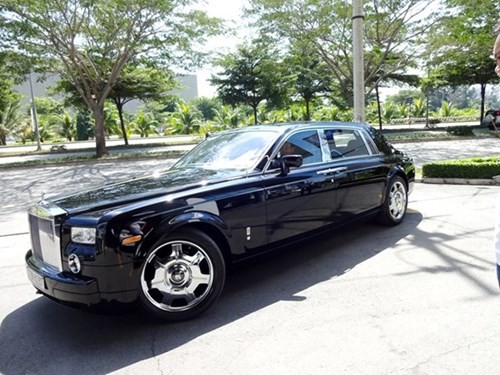 Chop anh dai gia Le An tu lai Rolls Royce 30 ty-Hinh-4