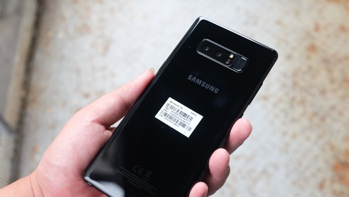 Mo hop Galaxy Note 8, doi thu so 1 cua iPhone X-Hinh-4