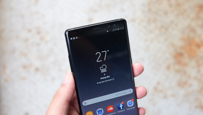 Mo hop Galaxy Note 8, doi thu so 1 cua iPhone X-Hinh-6