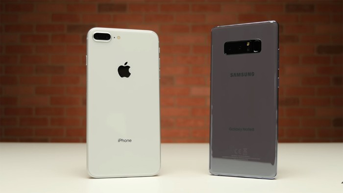 Tha roi iPhone 8 Plus va Galaxy Note 8: Ket qua bat ngo