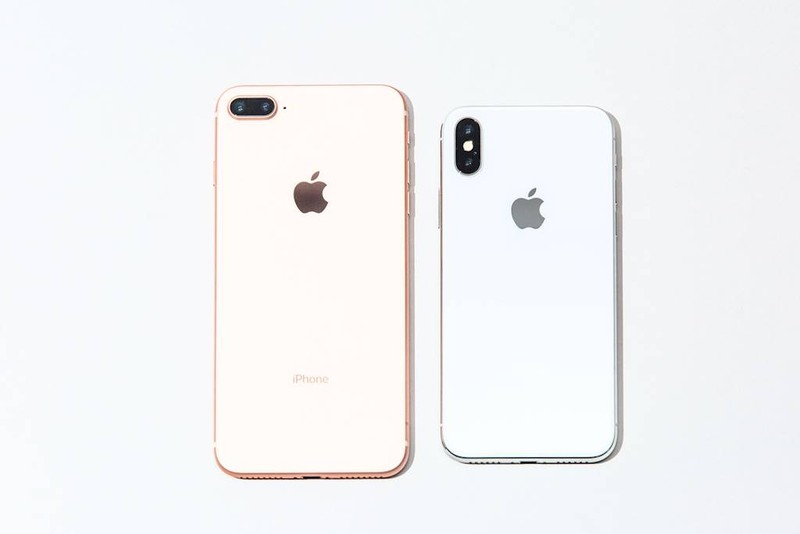 Vi sao iPhone 8 co the ngang duong iPhone X?