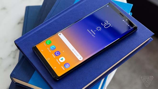 Diem hieu nang Galaxy Note 9 kem hon iPhone X