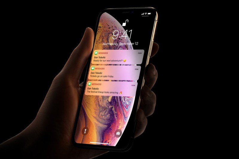 Vi sao iPhone XS Max la dien thoai nang nhat cua Apple?