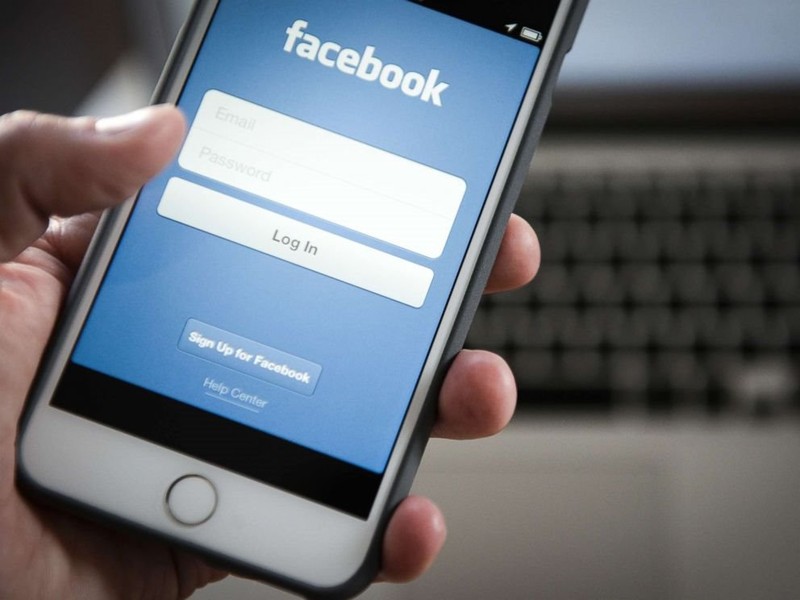 Loi cau hinh khien Facebook, Instagram “te liet” 13 tieng