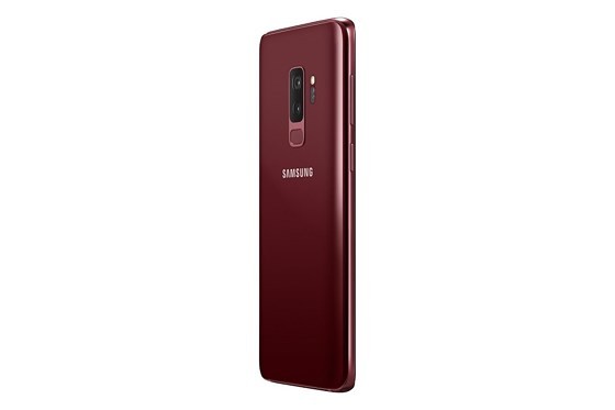 Samsung them Galaxy S9+ mau vang do ra thi truong-Hinh-3