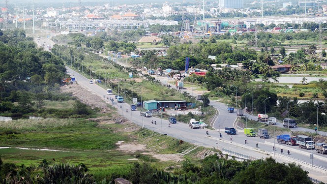 Cong ty Truong Thinh phan lo lech truc, khach hang lao dao