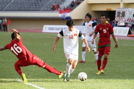 Ong Miura tang 50% súc tán cong dẻ dánh bại U23 Indonesia-Hinh-2