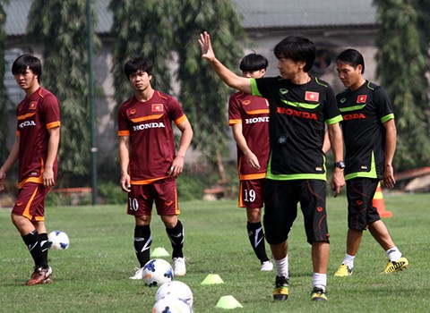U23 Viet Nam se phu dau Indonesia bang the tan cong