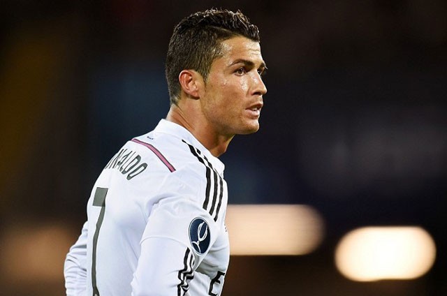 Tram ngan ly do Cristiano Ronaldo nen tro ve Manchester United-Hinh-10