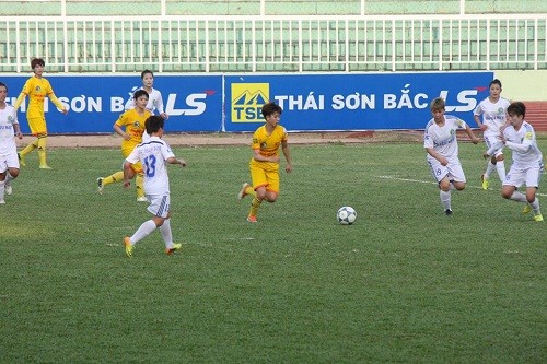 Ve tomboy cua Nguyen Thi Tuyet Dung doat Qua bong vang VN-Hinh-6