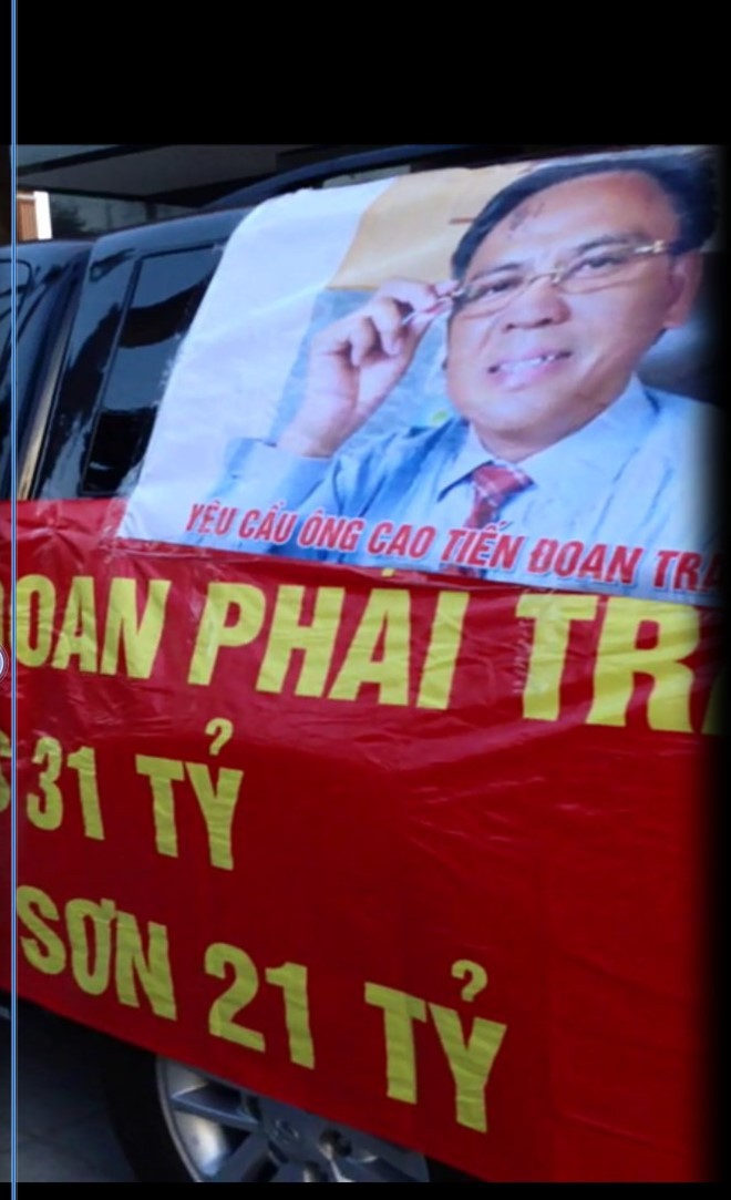 Dai gia Ha Noi keo ca doan xe doi no dai gia Thanh Hoa-Hinh-2